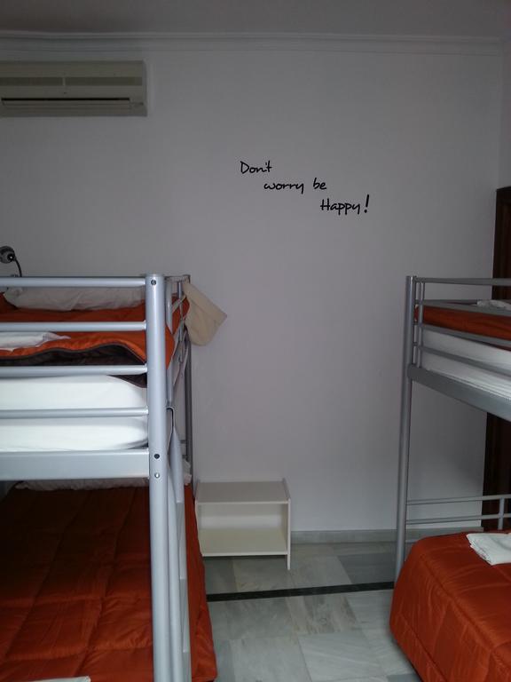 Babel Hostel *